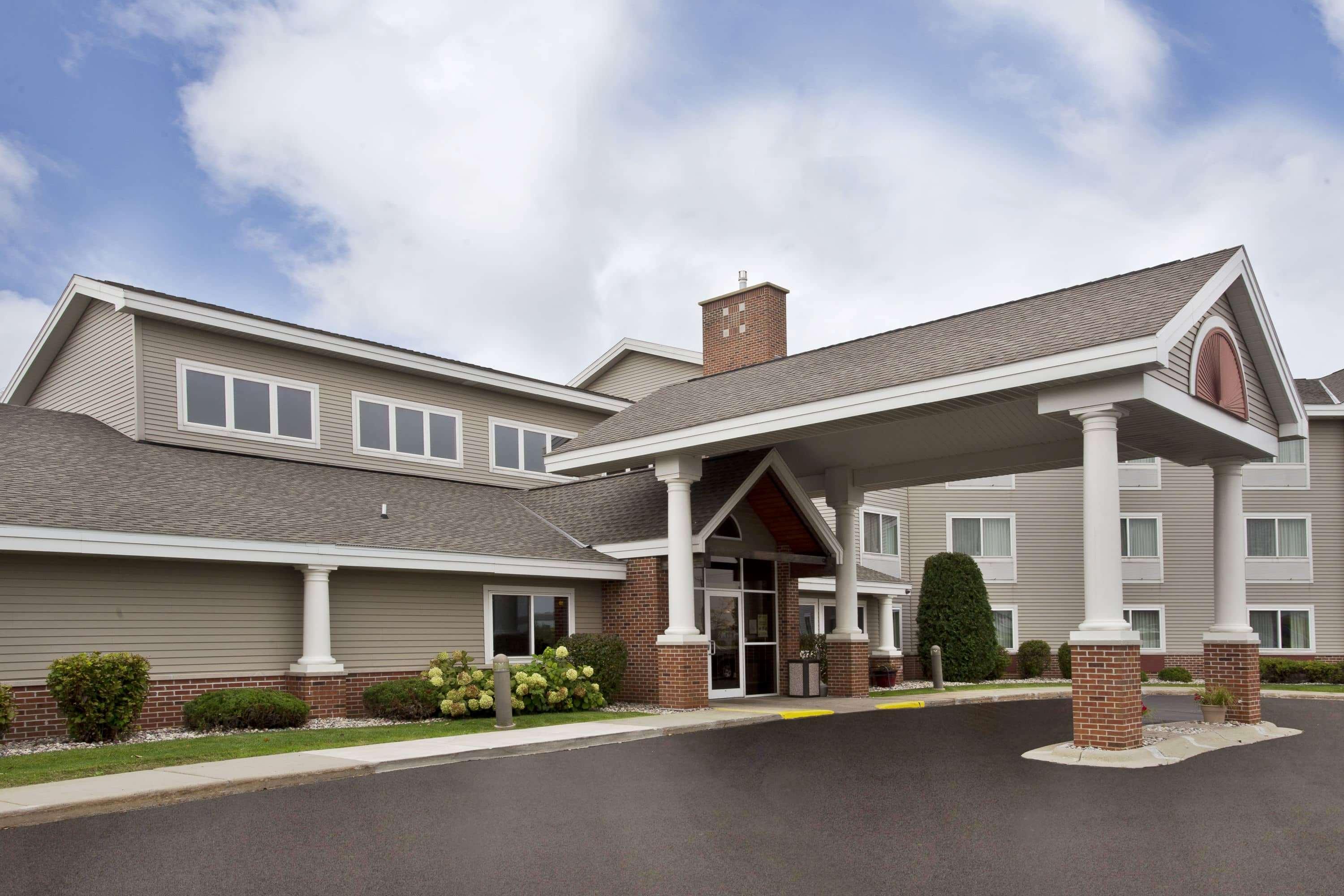 Americinn By Wyndham Beaver Dam Экстерьер фото
