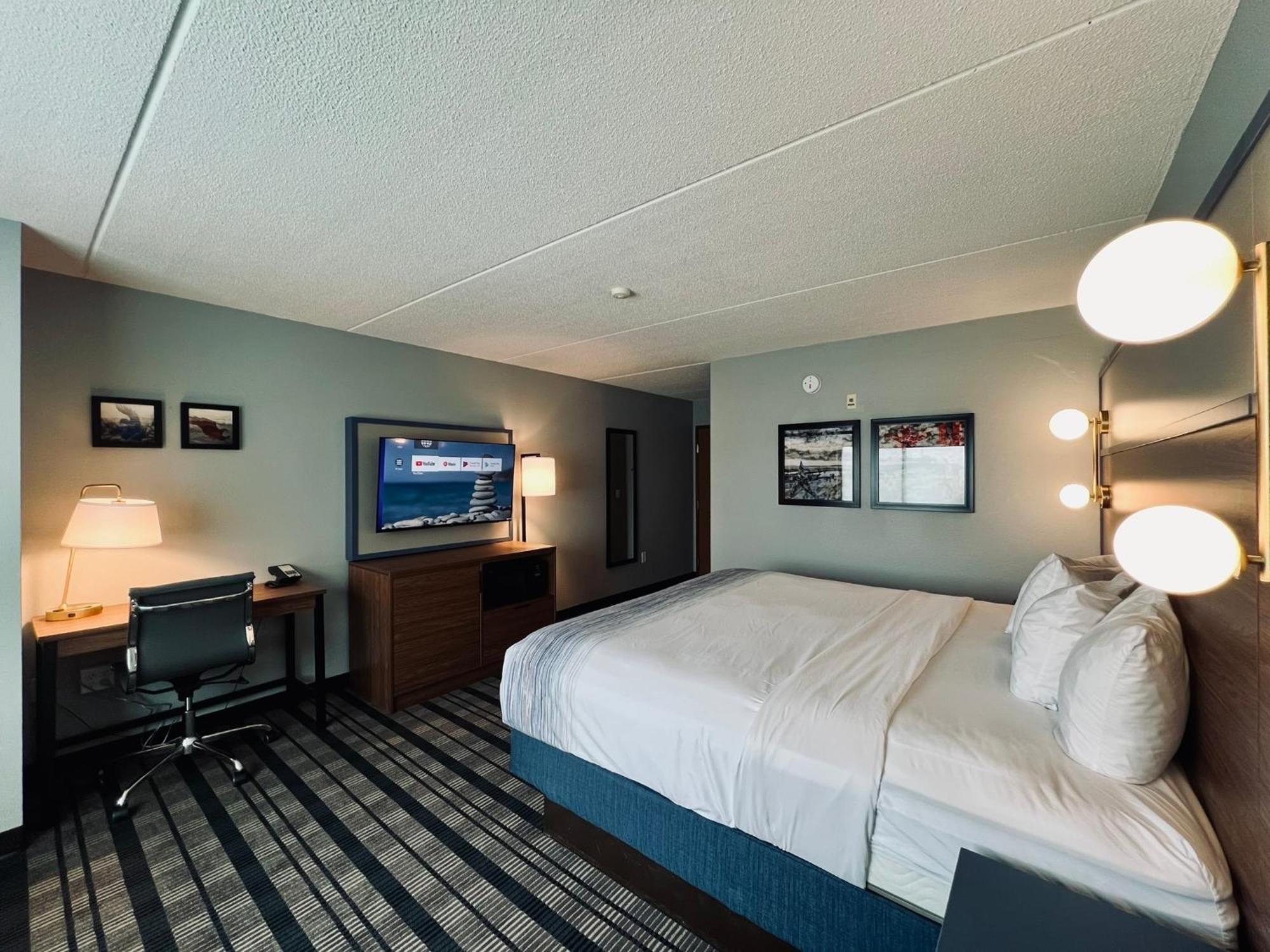 Americinn By Wyndham Beaver Dam Экстерьер фото