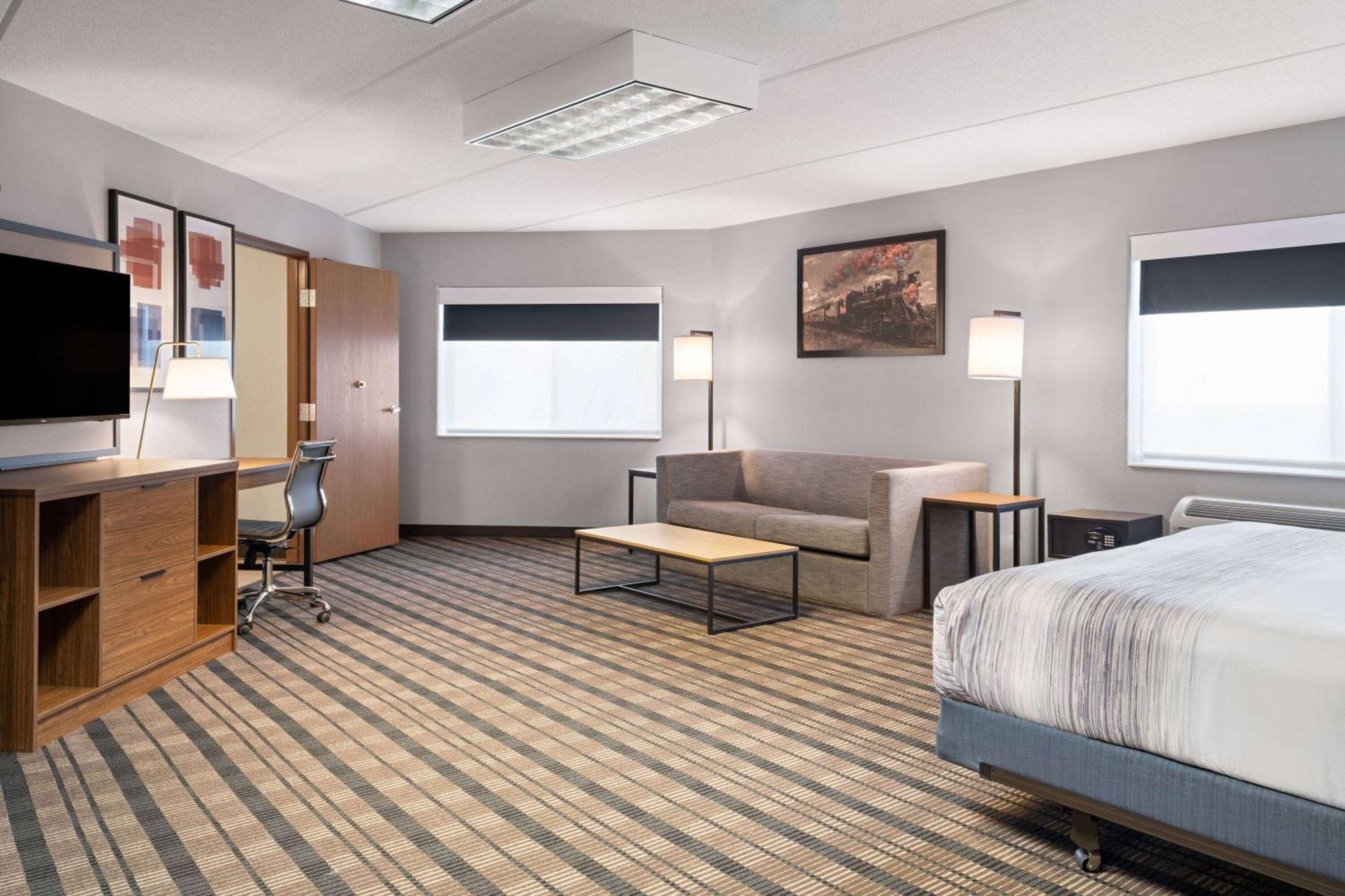 Americinn By Wyndham Beaver Dam Экстерьер фото